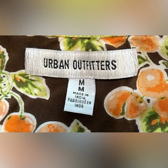 Urban Outfitters Blouse Top - Picture 3 of 3